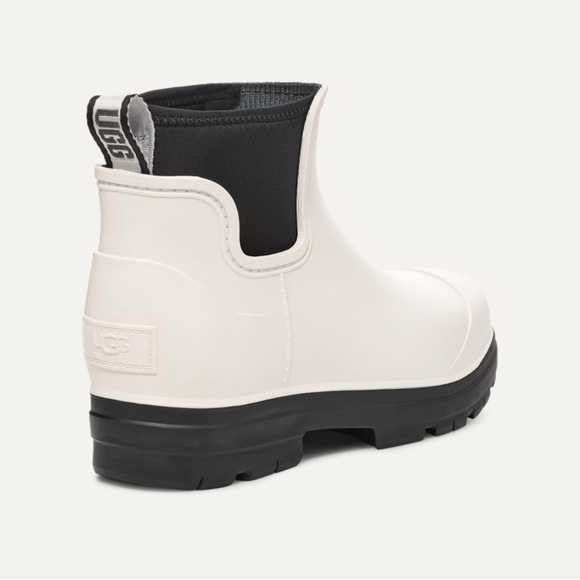 UGG White Droplet Boot - Picture 4 of 6